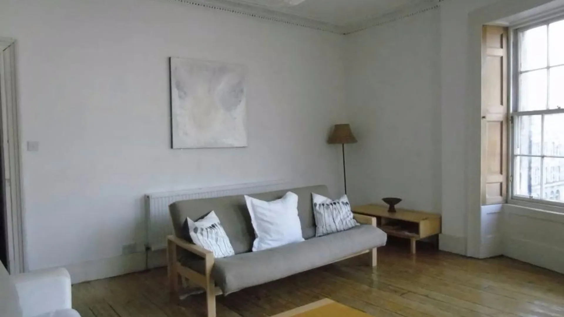 2 Bedroom Apartment In City Centre 爱丁堡 英国